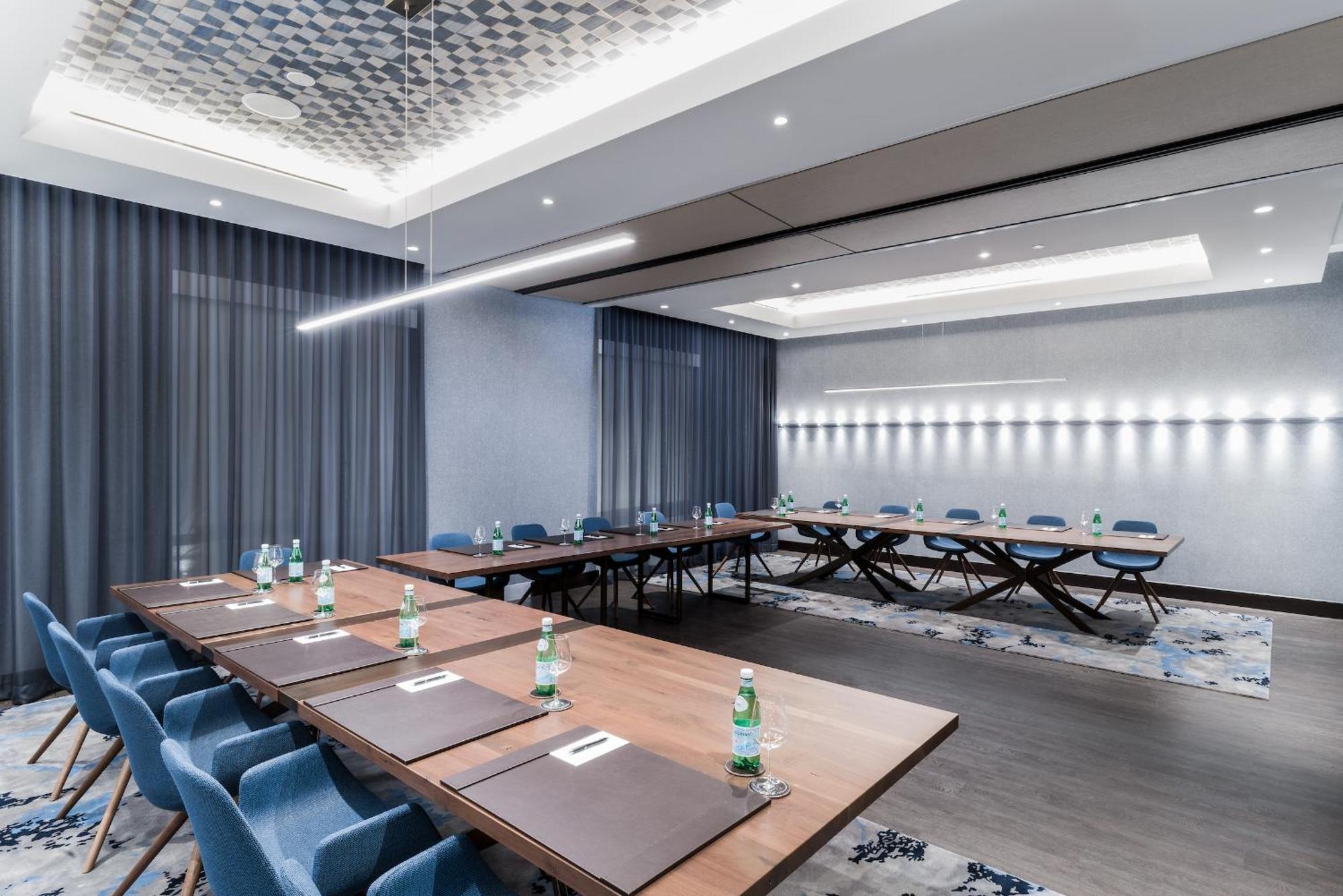 Innovation Hotel Naples Park Εξωτερικό φωτογραφία